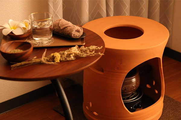 本格黄土よもぎ蒸し